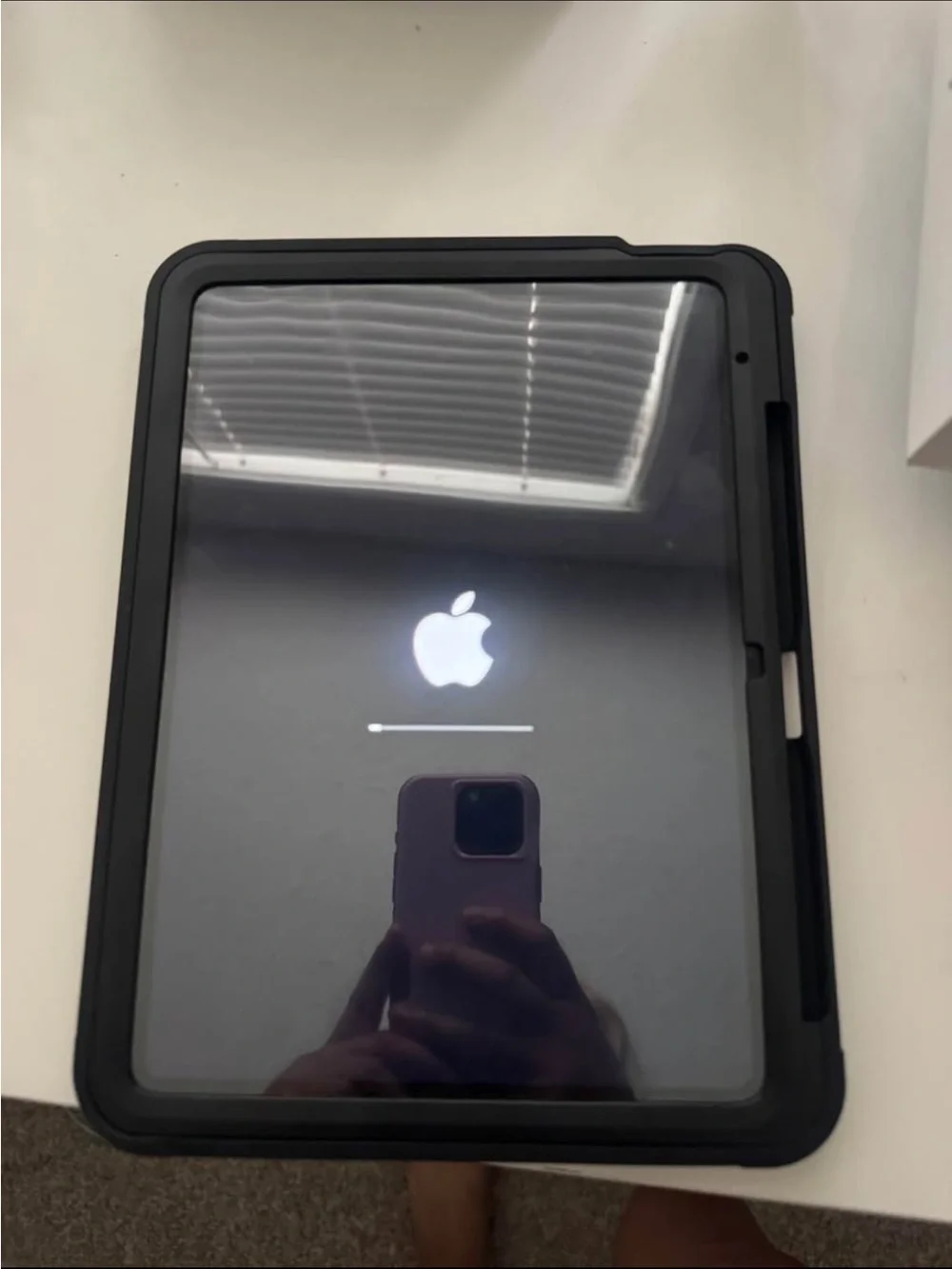 Apple iPad 10gen in Black with Rugged Protective Case